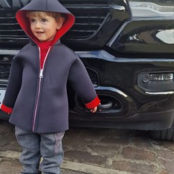 Made-to-measure kids' coat: waterproof, windproof, and 100% customizable